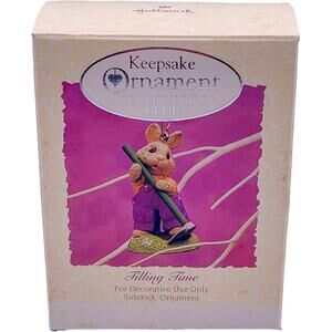 1994 Hallmark Keepsake Ornament Collector's Club TILLING TIME Bunny in Mint Box